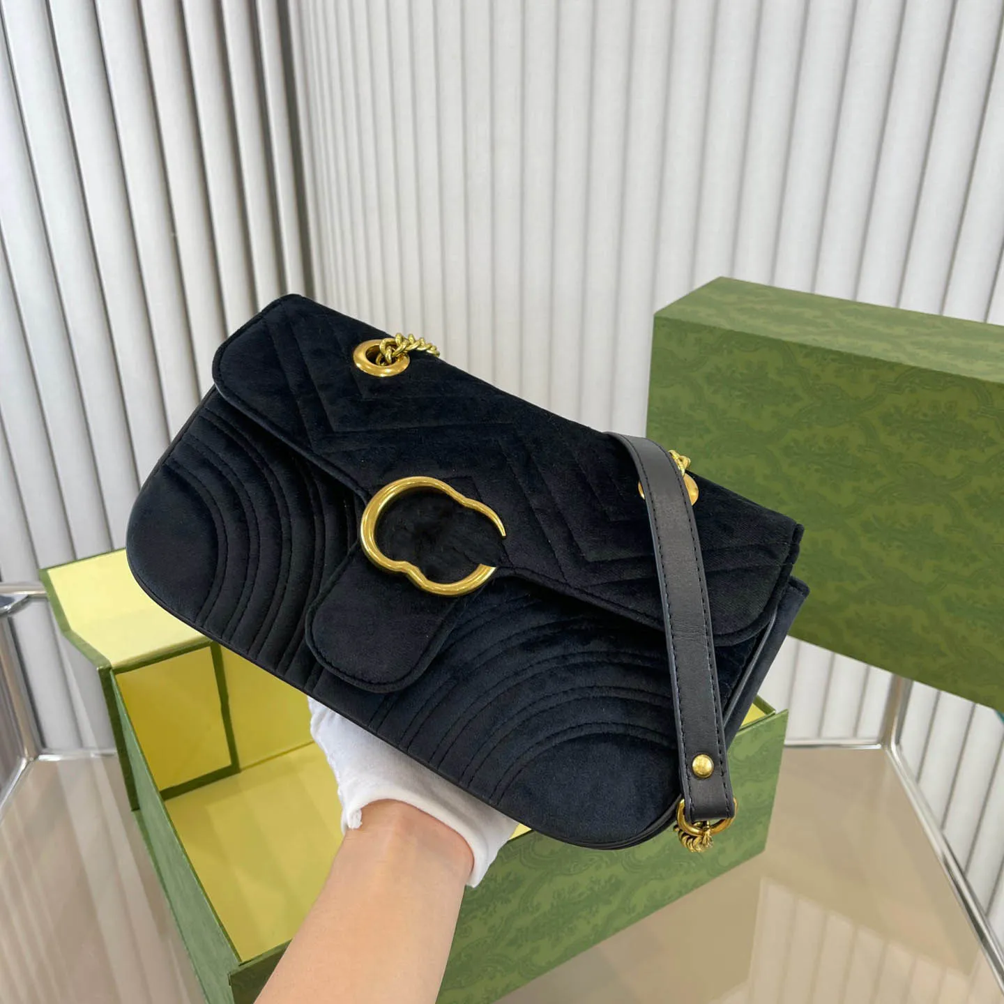Väskor Designer Totes Women Handbag Classic Brand Imitation Stripe Heart Brodery Shoulder Bag Fashion Corduroy Solid Wallet Party Party