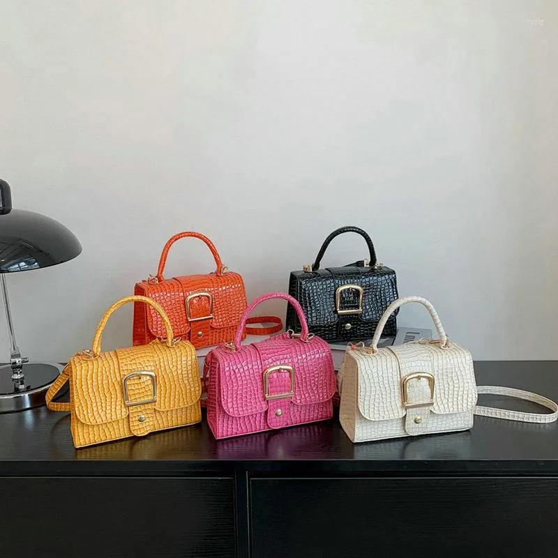 Cosmetic Bags 2022 Luxury Designer Handbag For Women Fashion Patent Leather Girls Mini Shoulder Bag Small Ladies Hourglass Messenger