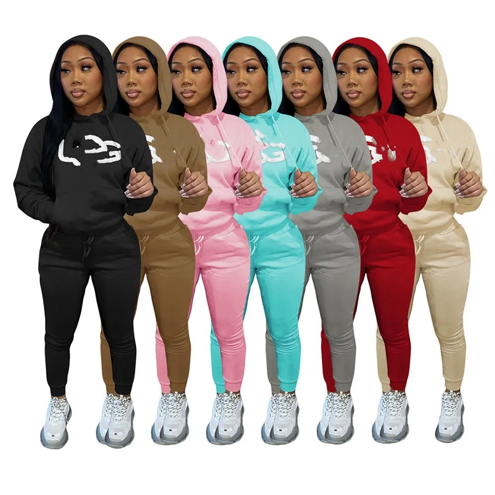 2024 Designer Brand Jogging Costumes Femmes Survêtements Polaire Deux pièces Ensemble Sweats à capuche à manches longues Pantalons Sweatsuits Broderie Automne Hiver Vêtements Lady Outfit 8860.0