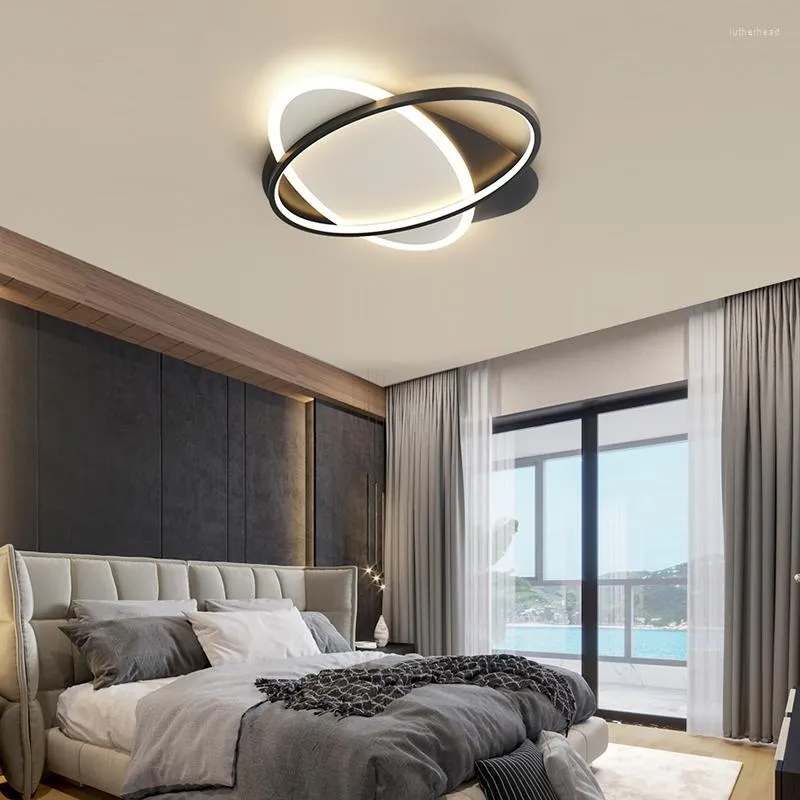 Luzes de teto Modern LED LED Black e Branco para o quarto Roupa Luminária Lâmpada pendurada Luminária acrílica Dimmível