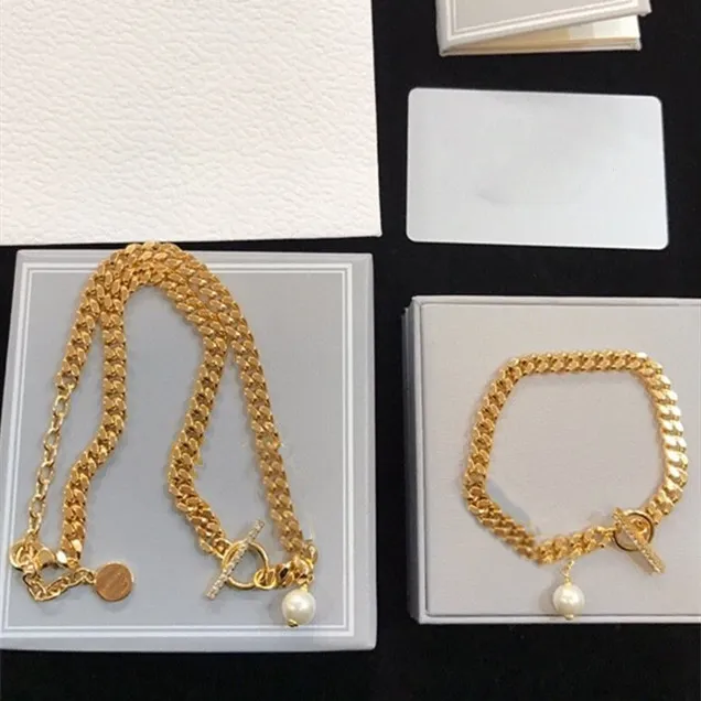 18 -krotny Złoty łańcuch Designer Naszyjnik dla kobiety Design Mody Naszyjniki Pearl Gem Chains Trend Bransoletka