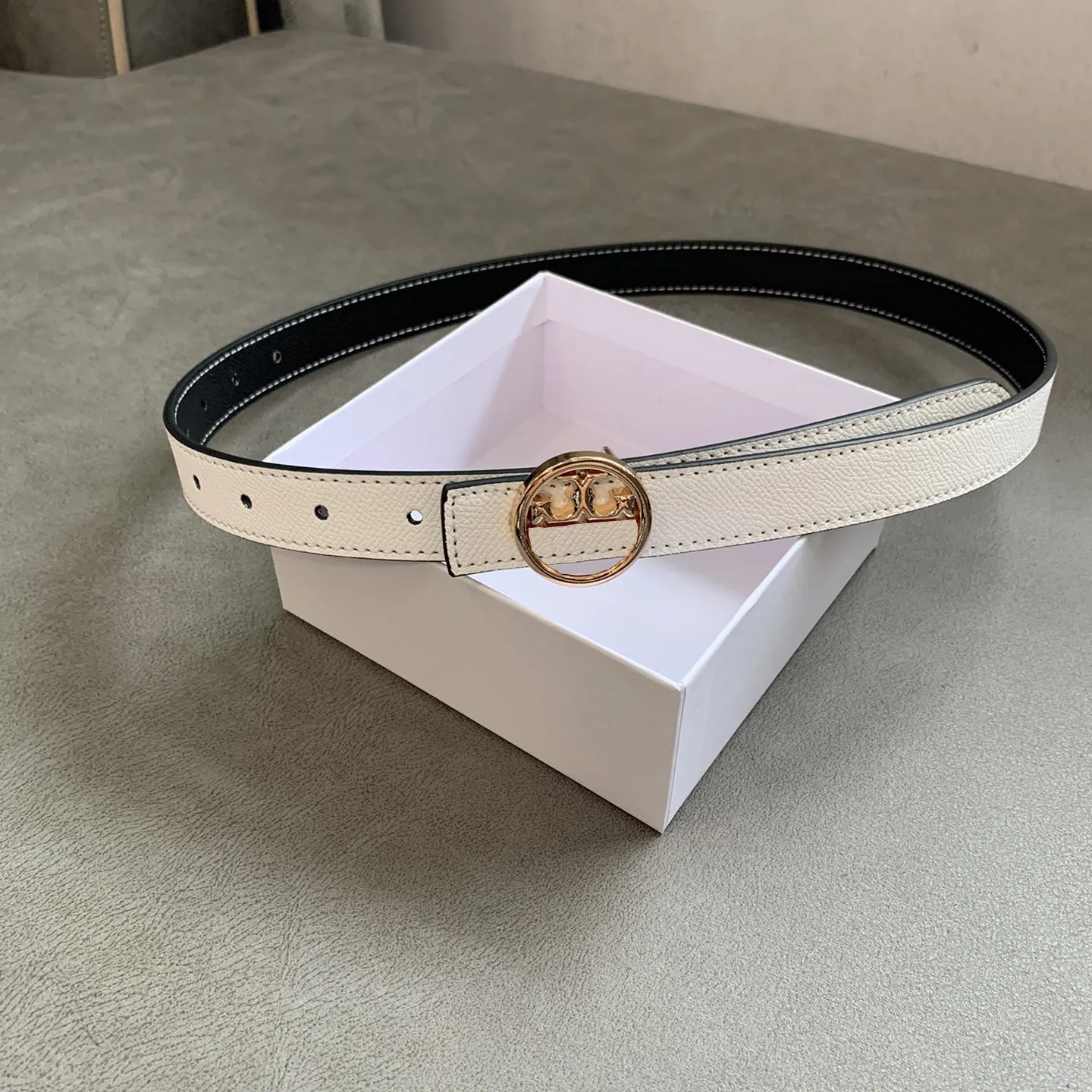 designer belt Luxurys belts Solid color for women men Simple and elegant Pin needle Buckle Beltss 5colors Width 2.8 cm size 100-110cm Simplicity Casual fashion