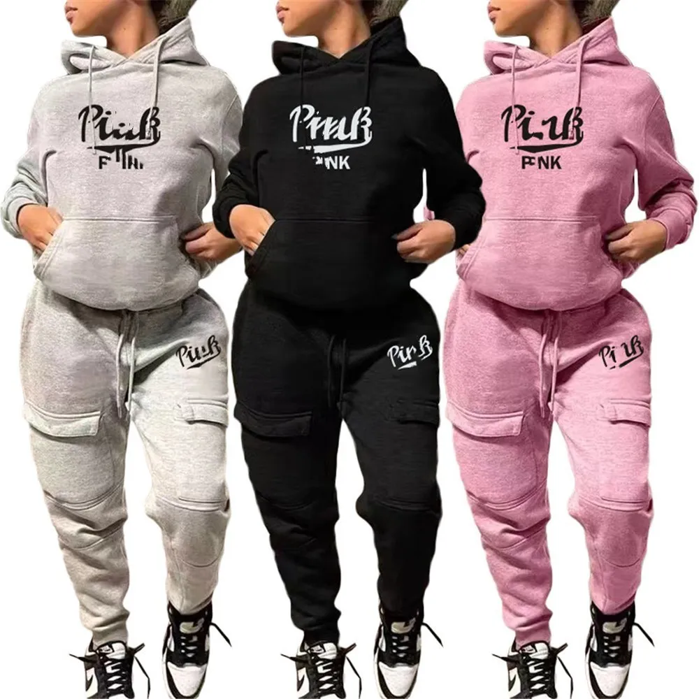 Designermärke jogging passar kvinnor spårar hoodies byxor rosa tryck två bitar set långärmad tröjor dräkt sportkläder 2022 hösten vinter casual kläder 8890 -0 -0