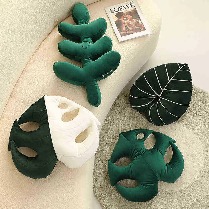 Stile nordico verde realistico Liebm foglia peluche cuscino sorriso viso foglie di piantaggine forma di amore pisolino cuscino per il sonno divano decor regalo J220729