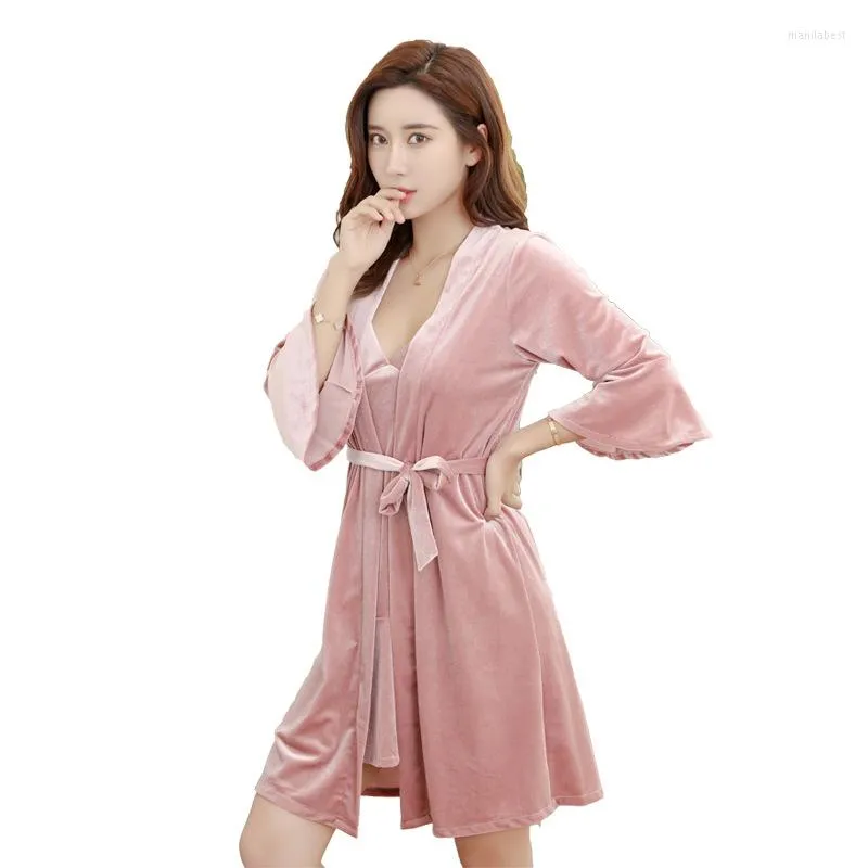 Autonom de sono feminino Autumn e inverno Pijama aveludado Lady Dois conjuntos de vestido de mangas compridas sexy de veludo coreano com halter