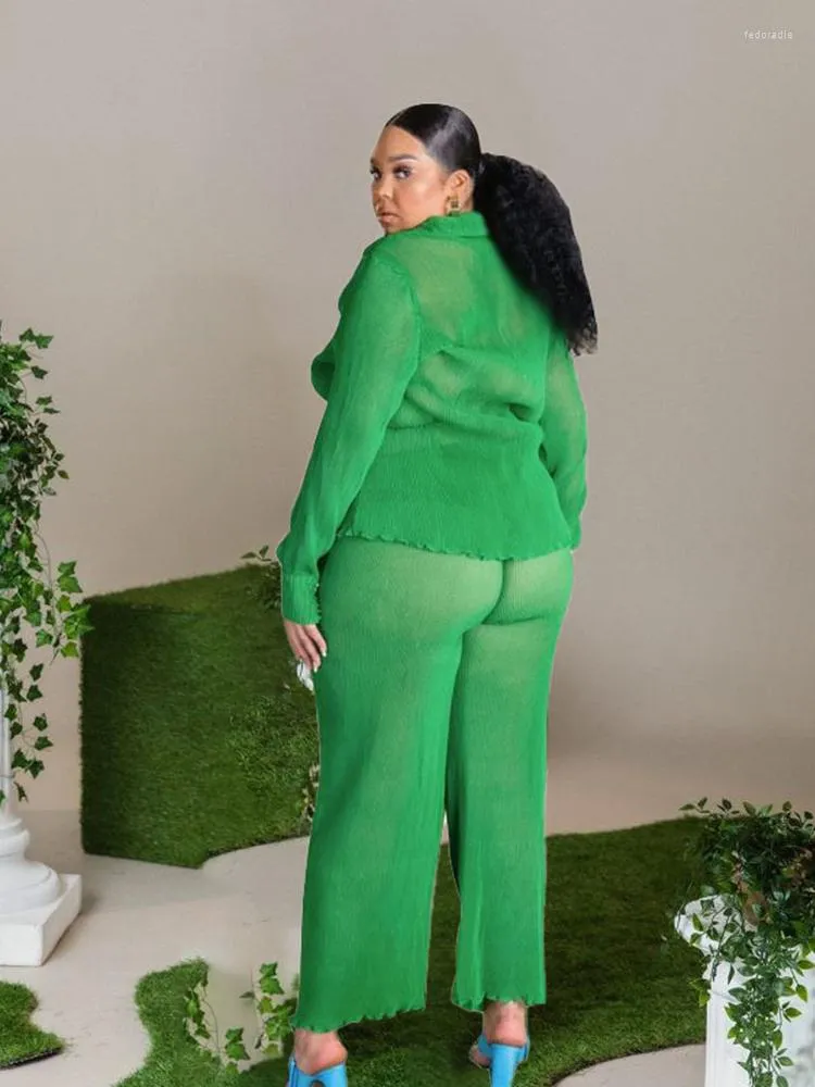Spårar 2-delade kvinnor Sätt sommarkläder Grön skjorta Blus och byxor Streetwear Plus storlek 5xl kläder hela bulk droppe286g