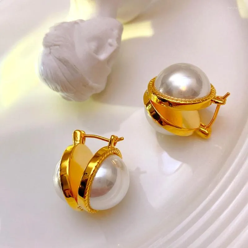 Orecchini a cerchio HAUNZHI Fashion Gold Color Double Sided Pearl Stud per le donne Accessori di gioielli di design di personalità