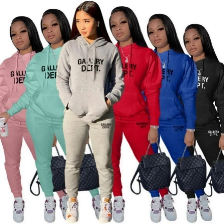 2024 Designer Marca Jogging Suits Mulheres Tracksuits Carta Imprimir Duas Peças Set Manga Longa Sweatsuits Hoodies Calças Outfit Outono Inverno Femme Roupas Esportivas 8876-8