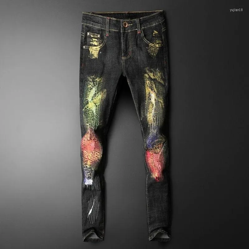 Mens Jeans Graffiti 2023 Spray Painting Personalized Hole Denim Men