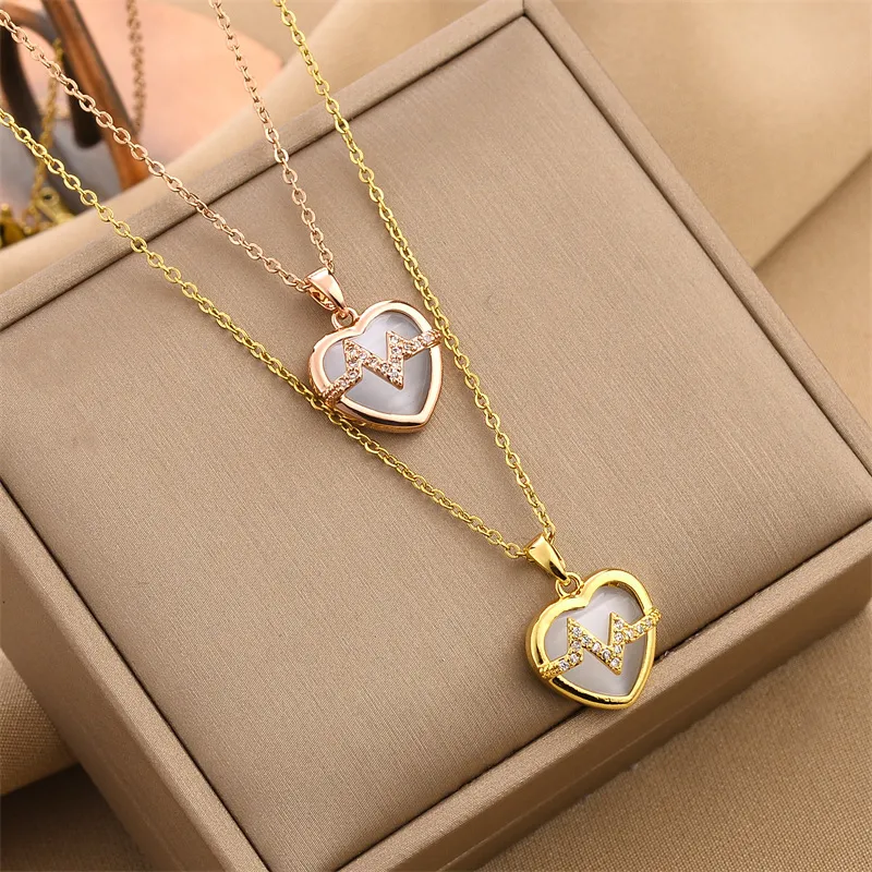 Classic Opal Heart Pendant Halsband 18K Guld Rostfritt stål Halsband smycken för kvinnors gåva