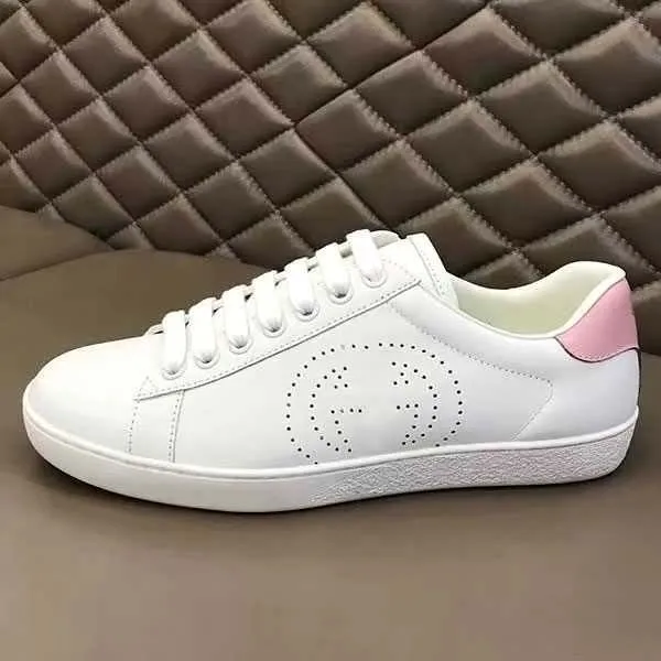 Pair Luxury Designers ACE Sneakers Casual Dress Tennis Shoes Men Women Lace Up Classic White