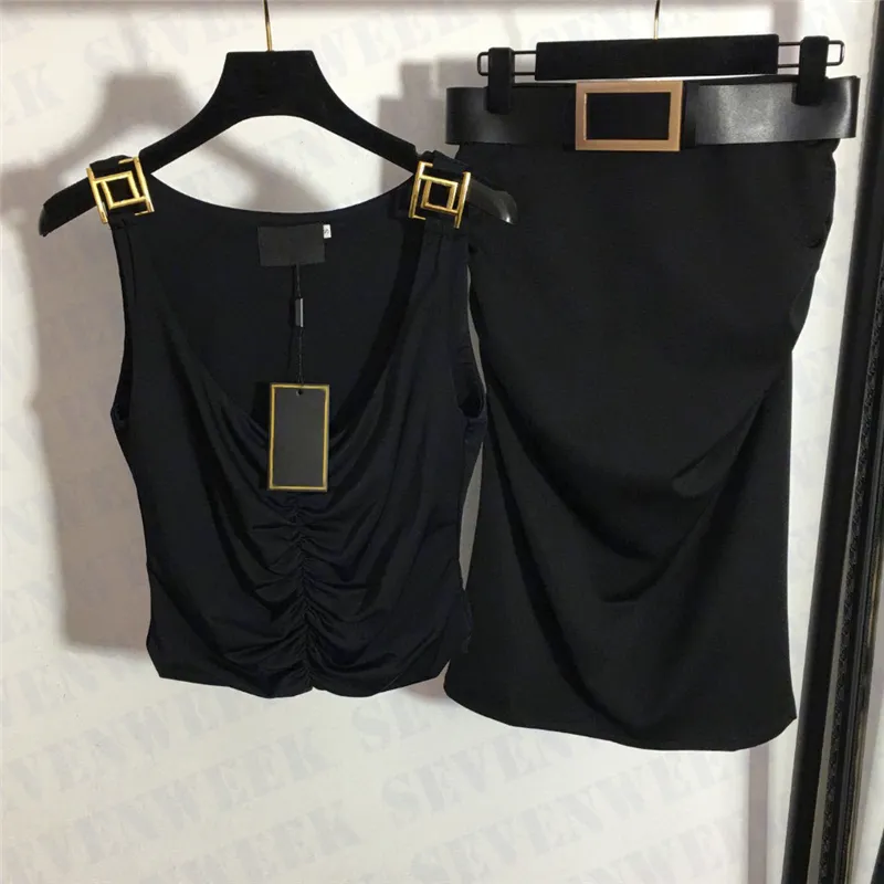 Metal Letter Womens Vest Dress Set con cintura Luxury vita alta Ladies Wrap Hip Gonne Fashion Sexy T-shirt Top due pezzi