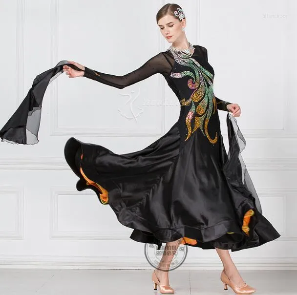 Stage Wear Style Float Lycra Ballroom Jurk Women Competition Flamenco Waltz Kostuum Standaard Dance met Bodysuit 17258