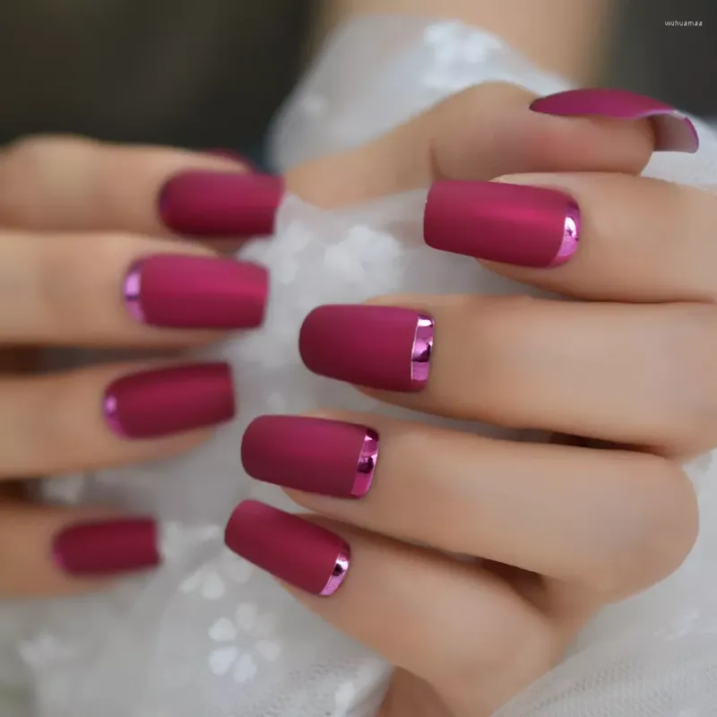 Valse nagels vierkante nep matte roos rood met metalen Moo middelgrote matige kunstmatige acryl nail art tips lijmsticker