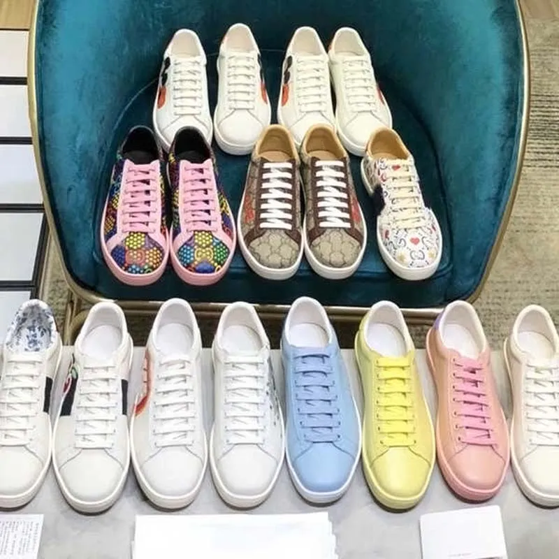 Pair Luxury Designers ACE Sneakers Casual Dress Tennis Shoes Men Women Lace Up Classic White