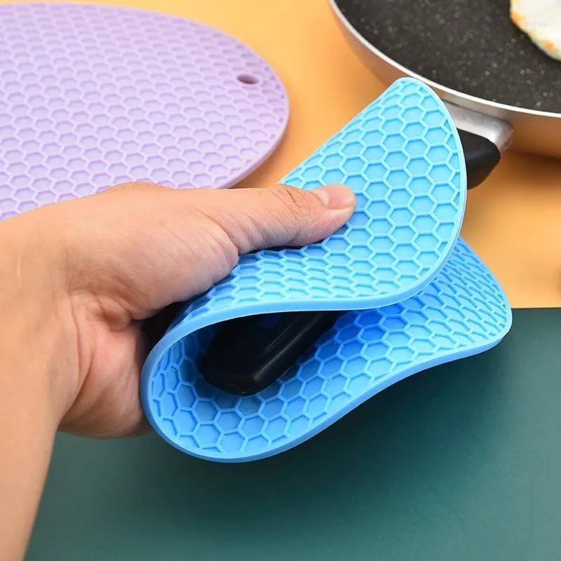 Table Mats Large Multifunctional Round Heat Resistant Silicone Mat Cup  Coasters Non Slip Pot Holder Placemat Kitchen Accessories Ingco Tools From  Hualiigg, $6.37