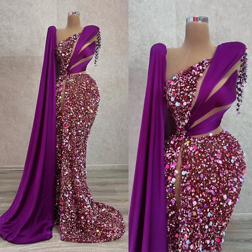 Stijlvolle paarse prom -jurken pailletten beadelende kwastjes feestjurken een schouderzijde split op maat gemaakte avondjurk