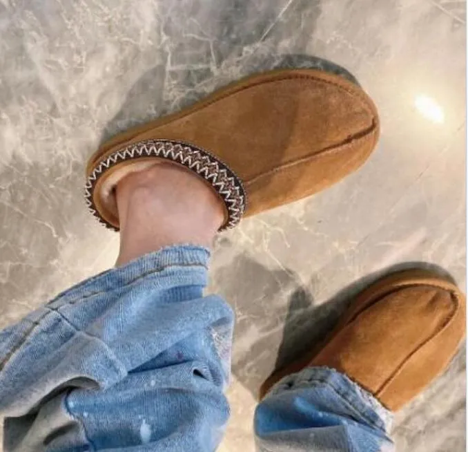 Kadınlar kışlık sıcak slip-on terlik botları moda kadınlar gerçek süet pamuklu terlik botları