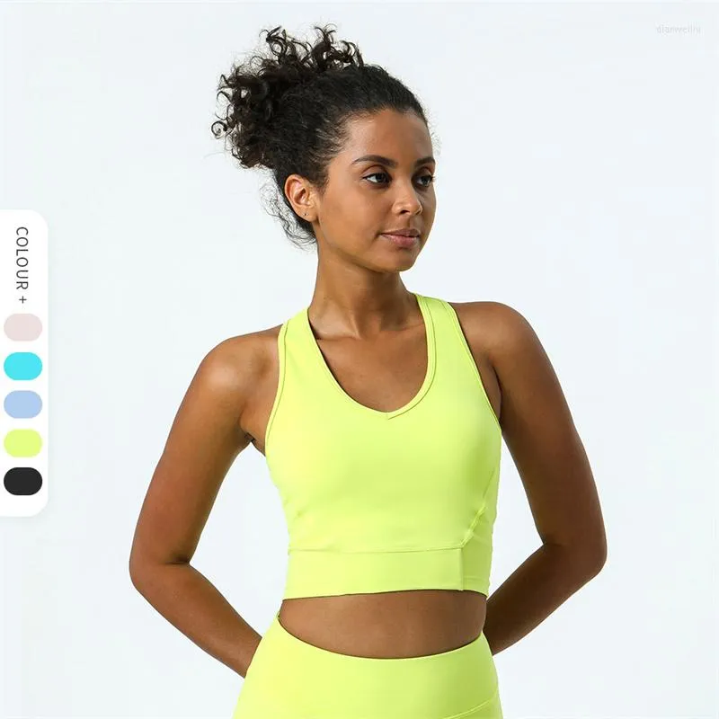 Roupa de ioga Naked Feel Sutiãs esportivos escovados Regatas femininas Decote em U costas Racer à prova de choque Gather Fitness Corrida Corte acolchoado