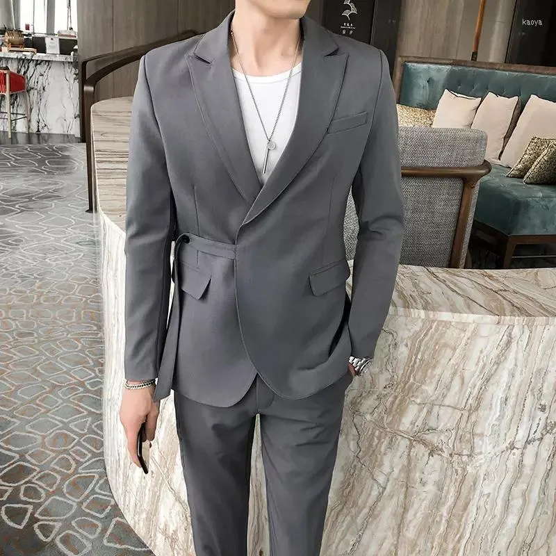 Herrdräkter skräddarsydda Gray Green Black Trajes Casues Tvådelar Blazer Pants Justerbara en-knappbältet Herr designer Casual Suit