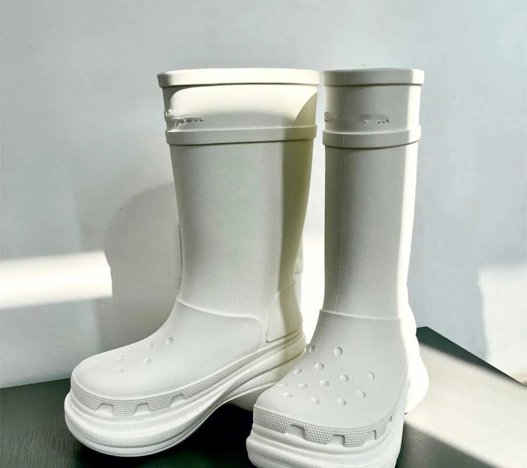 Botas de chuva outono e inverno 2022 Sapatos de sola com al￭vio criativo para mulheres novas botas
