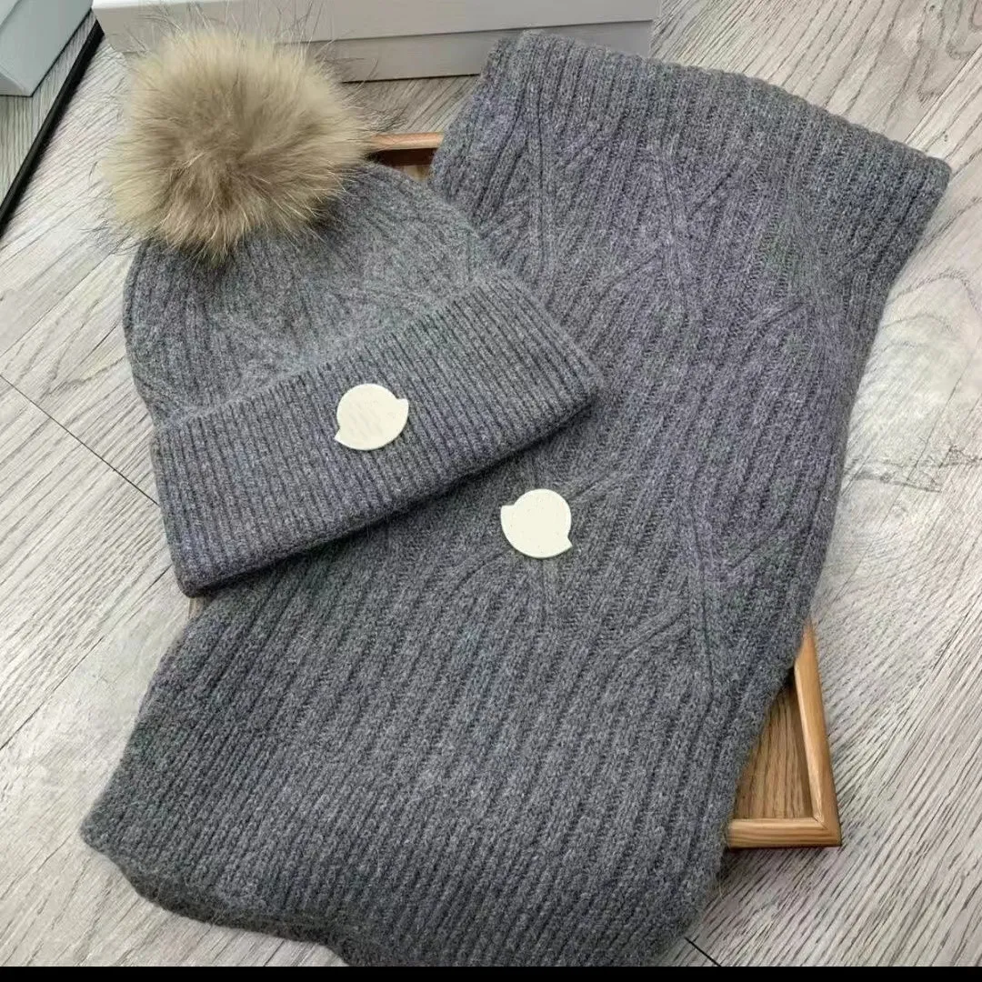 2022 Cappello da abito classico Cappello sciarpa Cashmere coniglio qualità cashmere Il caldo è super confortevole Uomini e donne possono fare un paio di stili