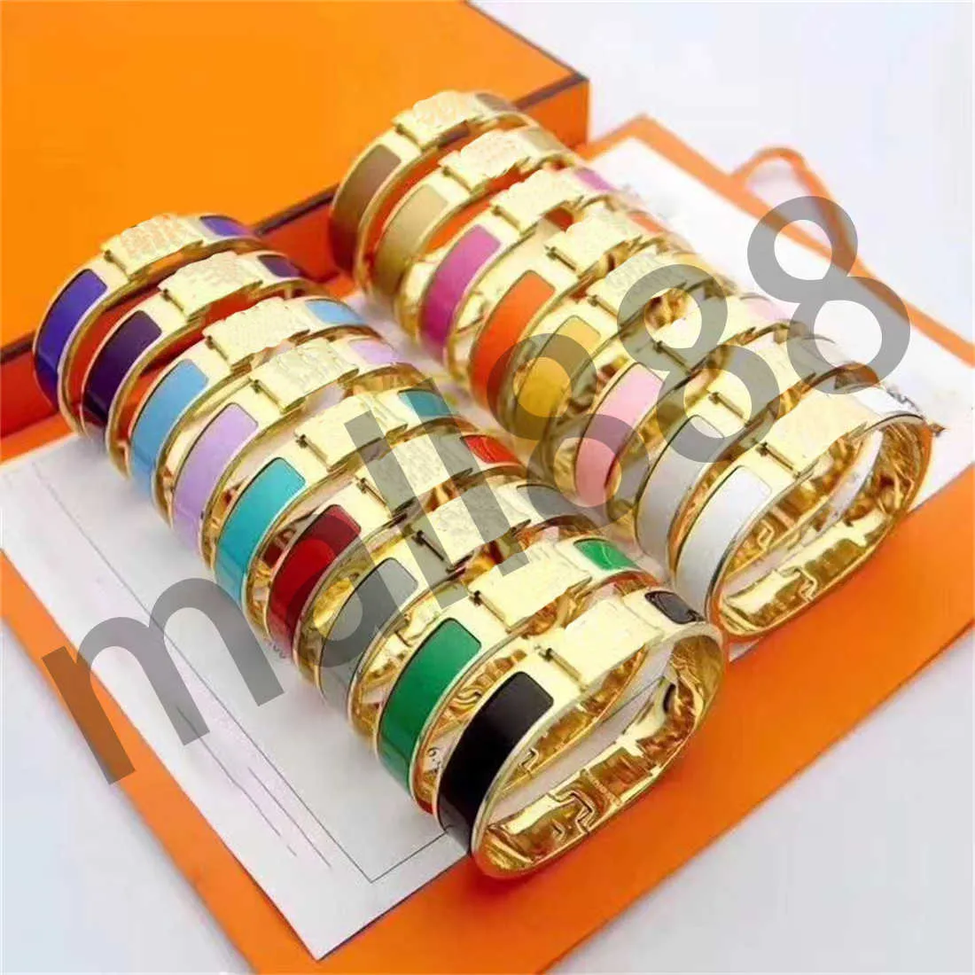 Dise￱ador h letra de oro brazalete chapado en oro brazalete de lujo para mujeres pulseras de moda para la moda accesorios diarios boda d￭a de San Valent￭n regalos de joyer￭a
