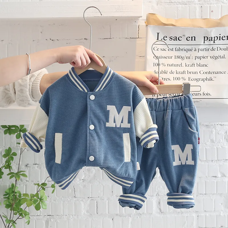 Ensembles de vêtements bébé filles garçons printemps automne enfants tenues infantile manteaux pantalons enfant en bas âge enfants vêtements de sport décontractés 2 pièces costume 221111