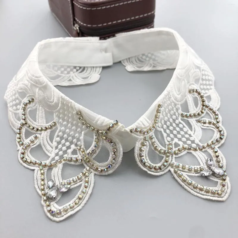 Bow Ties Elegant Lapel Necklace Fake Collar For Women Fuax Clos Tie Shirt Detachable Embroidered False Clothes Accessory