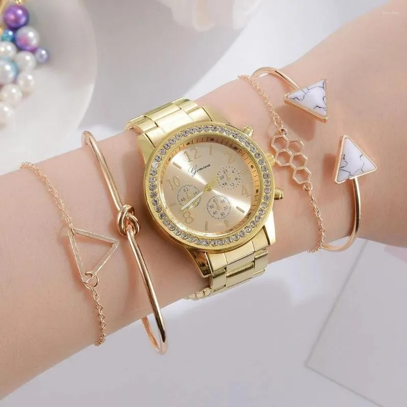 腕時計5個の時計セットラグジュアリーダイヤモンドラインストーンクオーツウォッチ女性ファッションレディースガールクロックレロジオフェミニノ