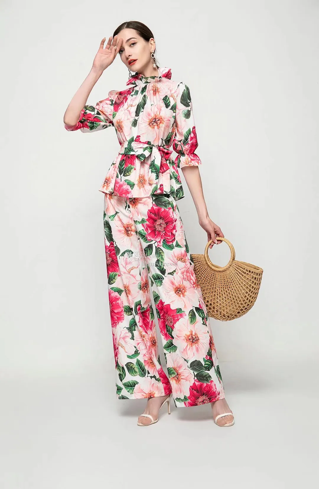 Kvinnors tvådelar Pants French Country Style Big Flower Printing Vackert Fashionable Retro Middle Sleeve midjeskjorta Byxor Western-stil atmosfärdräkt