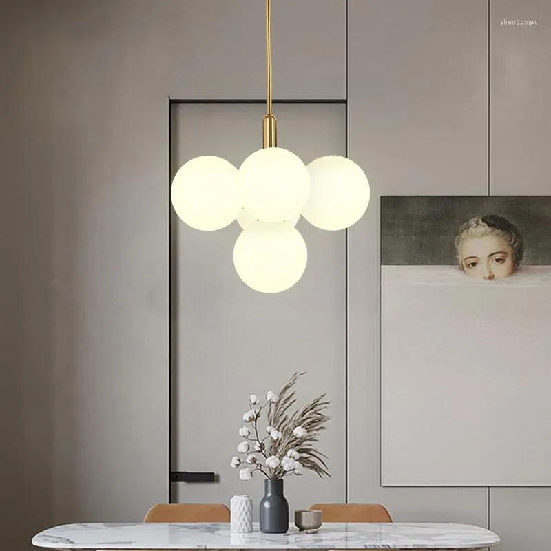 Lampadari Nordico Rotondo Sfera di Vetro Lampadario a Led Semplicità Lampada a Sospensione in Rame Dorato per Sala da Pranzo Soggiorno Camera da Letto Arredamento per Interni