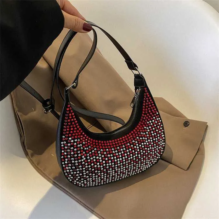 Liquidazione di fabbrica Vendite dirette Alla moda Foratura calda straniera Borsa piccola alla moda Donna 2023 New Urban Elegante Semplice Spalla singola Gnocco a tracolla