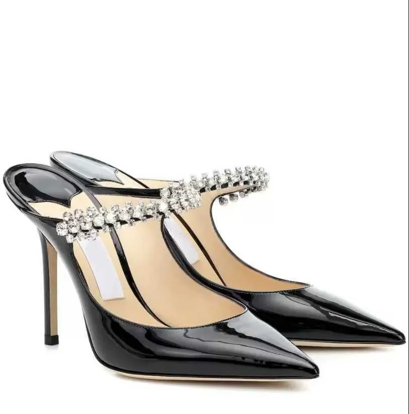 Mulheres luxuosas bombas sandálias sapatos de cristal tira de cristal ladra elegante senhora apontada de pé alto festas de casamento de noiva Sexy Walking Black Comfort