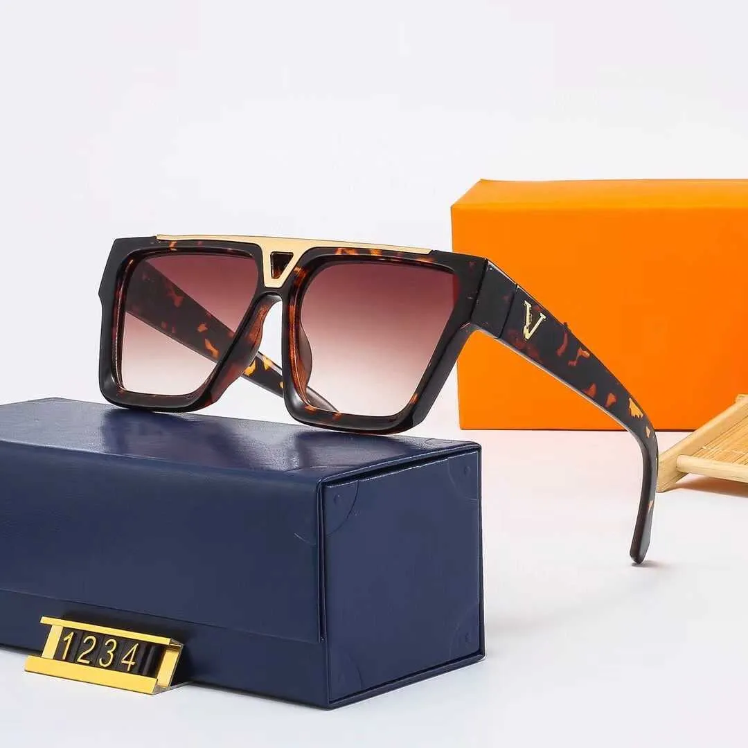 Occhiali da sole Classic Brand Sunglasse Donna Uomo Moda Vintage Square Occhiali da sole Luxury Designer Shades Occhiali da vista Gafas De Sol T220924