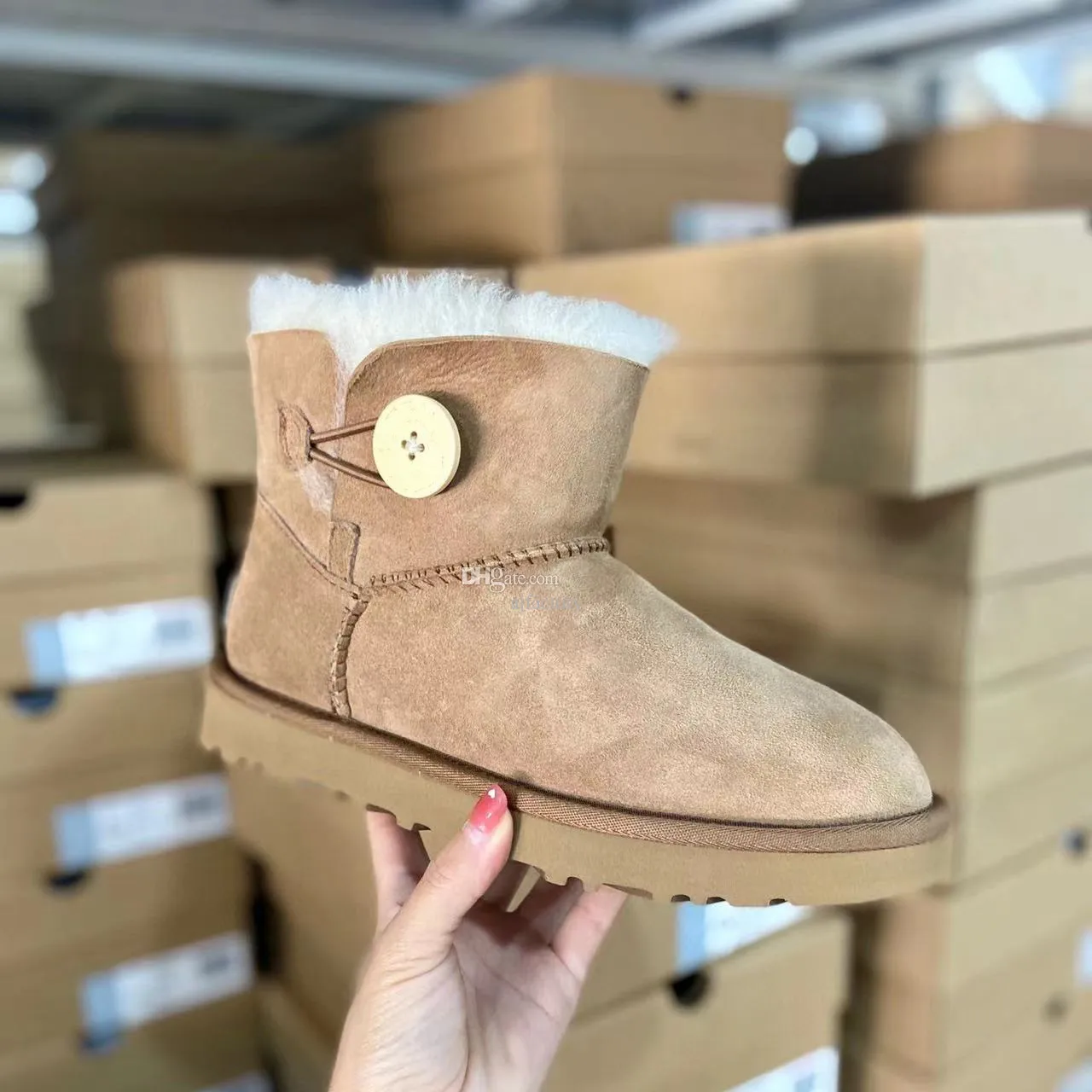 Austrália Botas Com Mulheres Quentes Clássicas Mini Meia Bota de Neve Bota Aus U5854 Inverno Full Fur Fofo Peludo Cetim Tornozelo Bow Australie Booties Chinelos 333