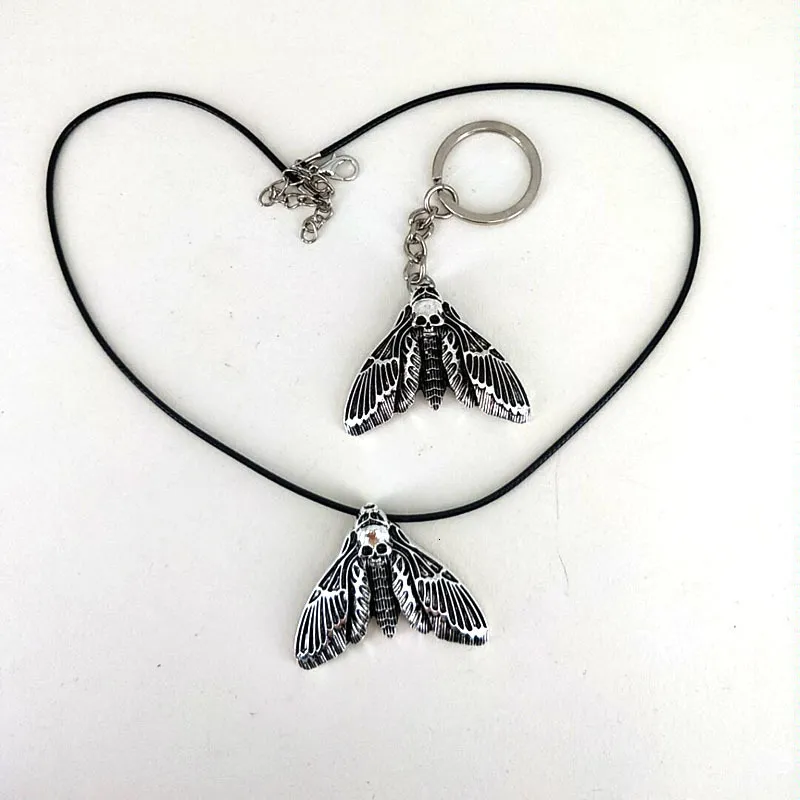 Pendant Necklaces hzew 50pcs accessories Animal moth skull head moth pendant for women man 221115188P