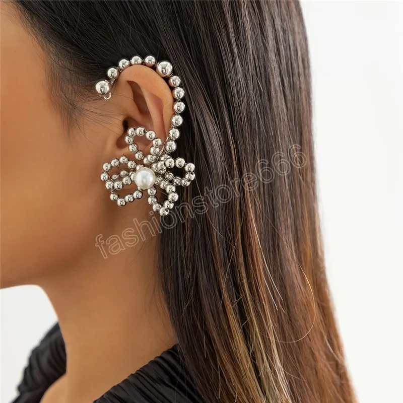 Elegante linke Ohr Silber Farbe Kunststoff Perle kein Piercing Clip Ohrringe für Frauen C Form Ohr Manschette Ohrring trendigen Schmuck