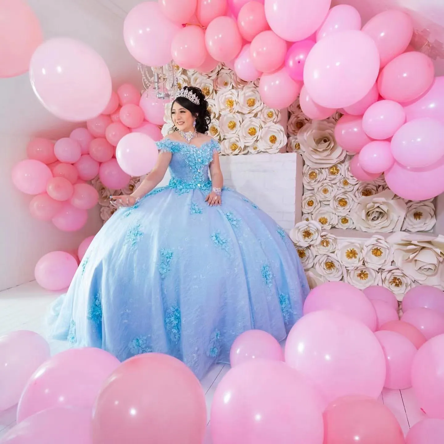 ثوب الكرة الأزرق الفاتح فستان quinceanera من الخرزات المحترمة 15th حفلة عيد ميلاد اللباس الحلو 15 16 ثوب مسابقة الأميرة