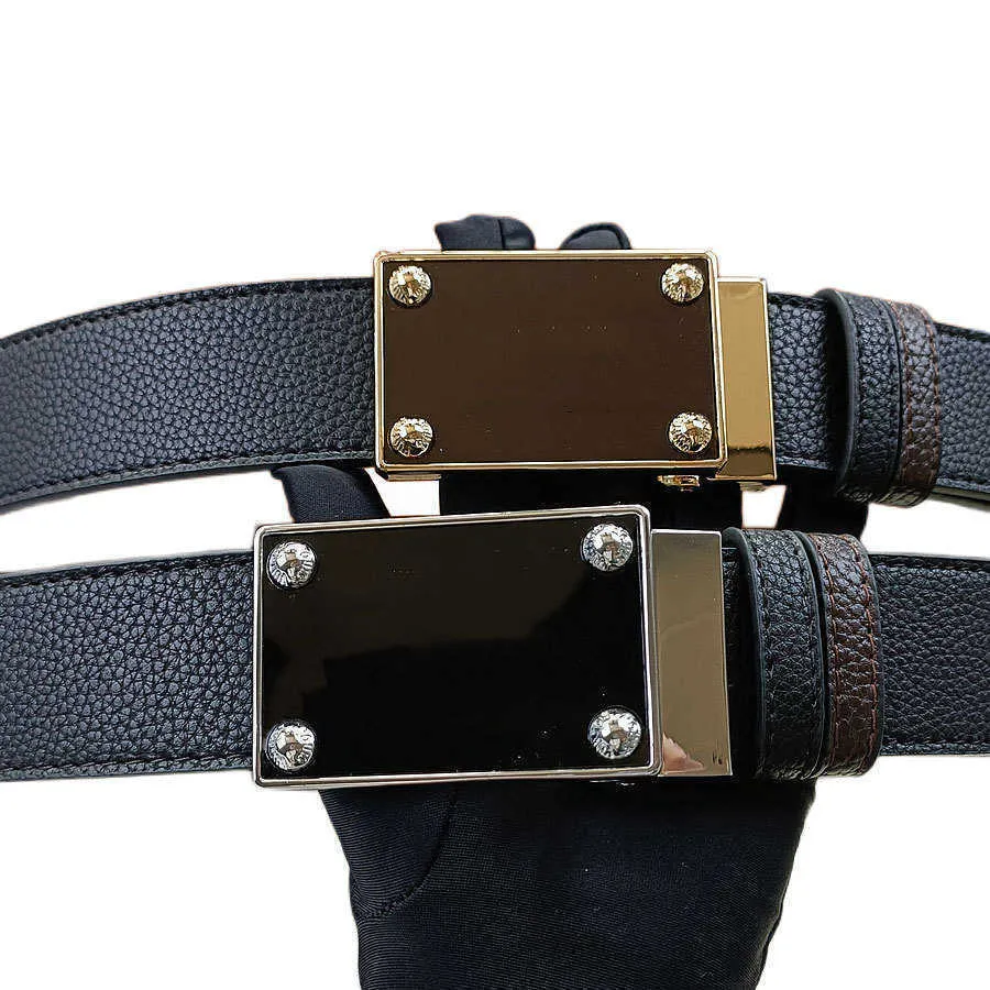 2022 Nuevo diseñador de lujo Marca Cinturón Letra L Hebilla Moda Cuero genuino Cinturones de mujer para hombres Patrón de lichi de doble cara al por mayor