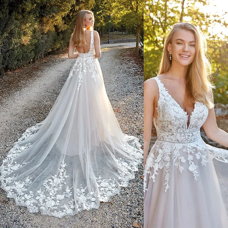 Garden A-Line V-ringning Tulle Wedding Dress Lace Appliques Backless Bridal Clow Modest anpassad