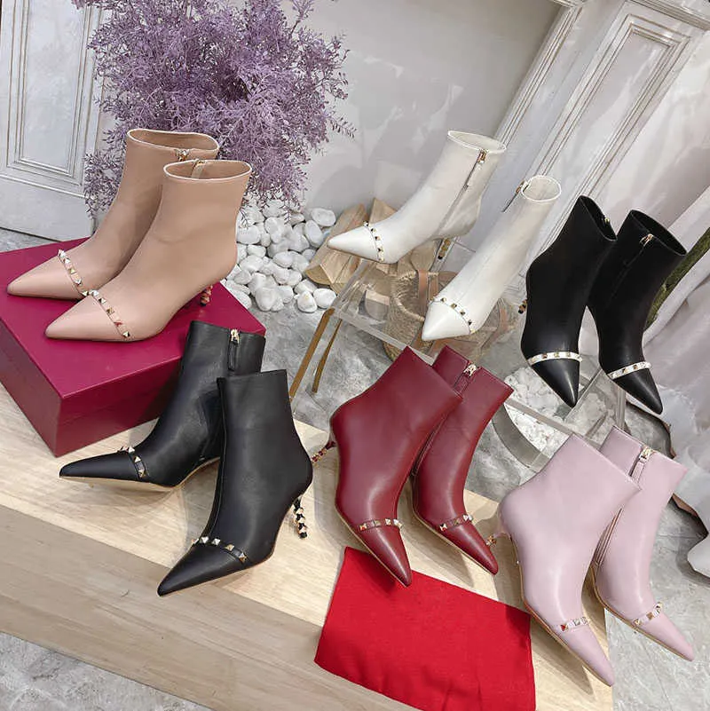 أحذية المصممة الكعب الكعك Luxurys للسيدات في الكاحل Boot High Heel Fashion Womens Autumn Winter Flatfor