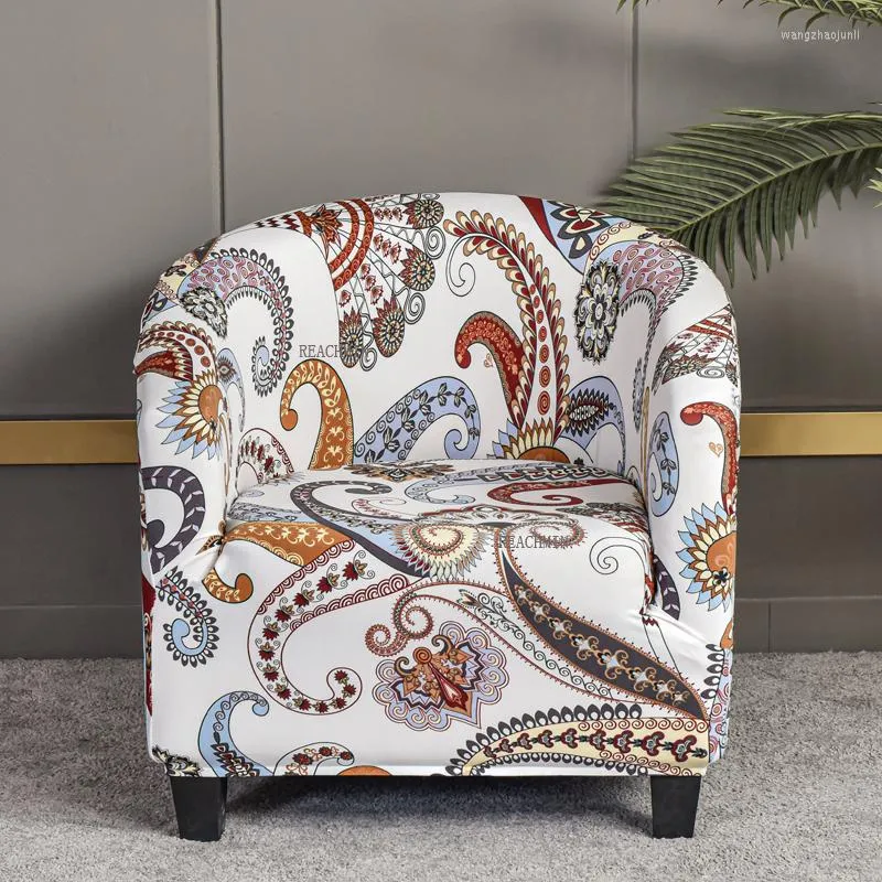 椅子は自由ho放なスタイルバーデコレーションクラブカバーアームチェアスリップカバー幾何学的な印刷された小さなソファ保護ペットを保護します