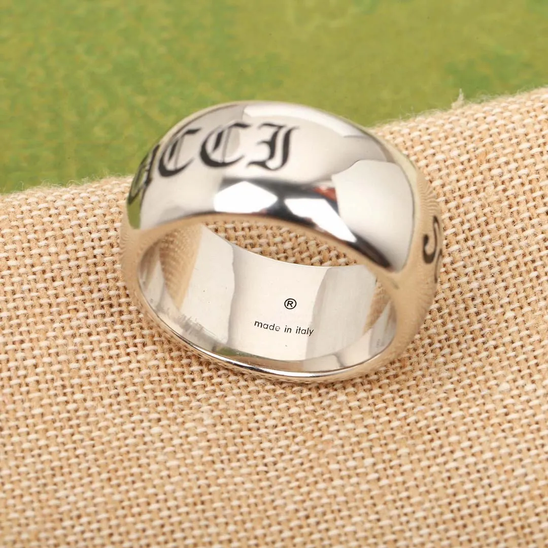 2022 جودة فاخرة S925 Silver Charm Bunk Band Ring Wide and Thin With Words mass لها ختم Box PS4386A