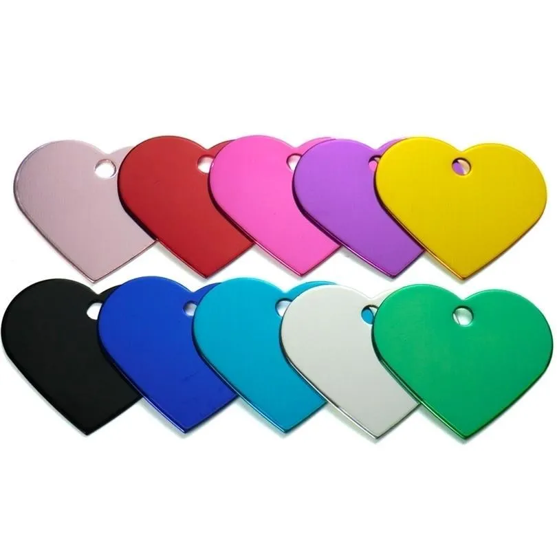 Collari per cani Guinzagli all'ingrosso 100 pezzi Cuore Pet Dog ID Tag Collare Personalizzato Incisione Tag Identificazione in alluminio Nome Indirizzo Dhgtt