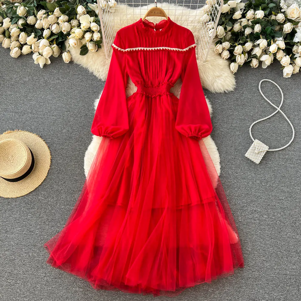 French Red Beach Holiday princess dress for women with Elegant Pleated Big Swing Long Skirt by Hepburn French Red Beach Holiday princess dress for women with Elegant Pleated Big Swing Long Skirt by Hepburn