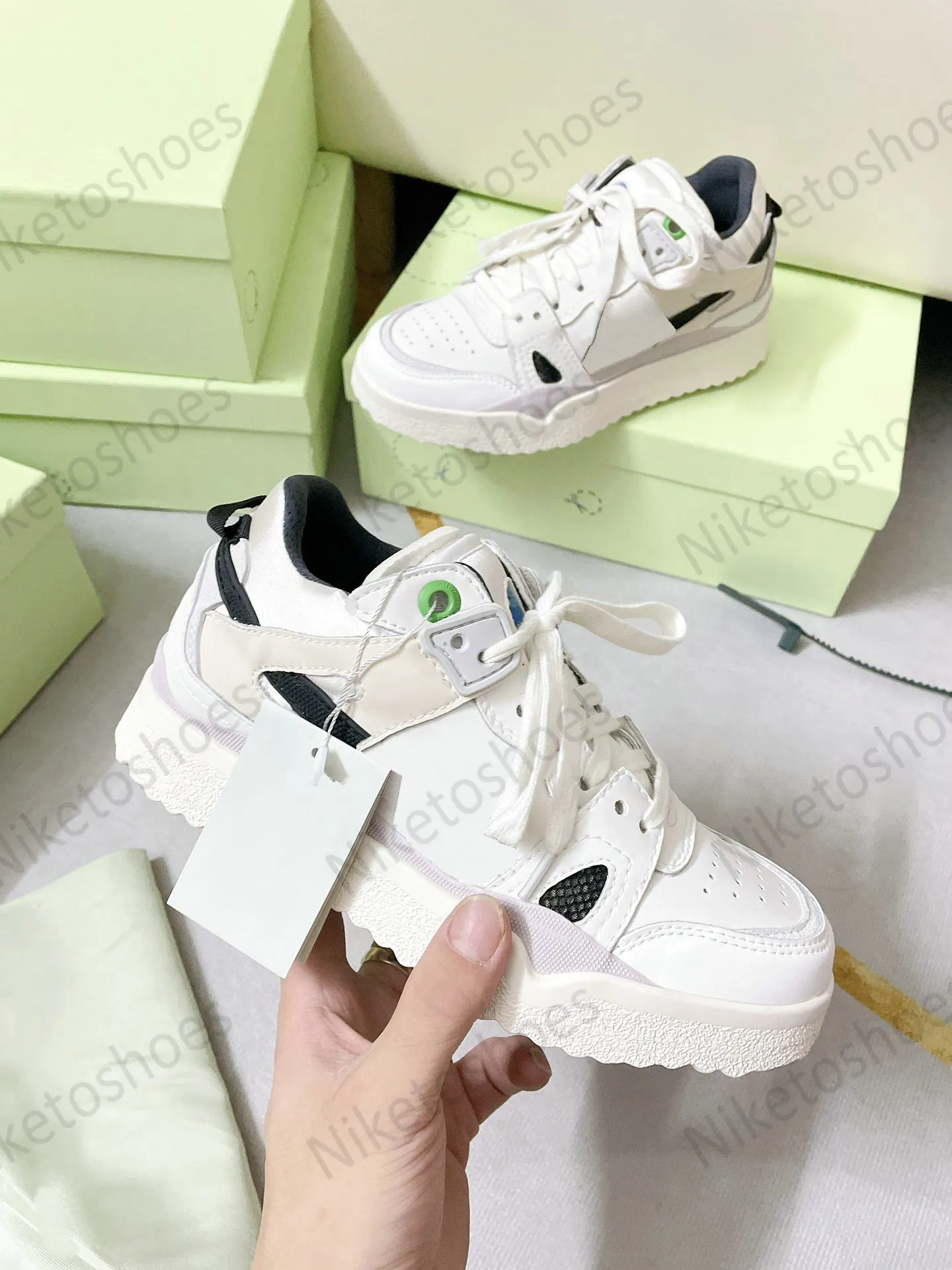 Out Of Office Low Trainers Dam Skor OOO Herr Sneakers Chunky Trainers Lyx Designer Sneaker Vintage White Green Arrow Casual Shoe