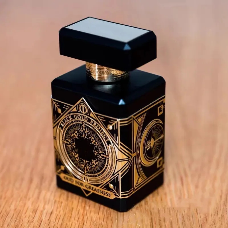 Новый 90 мл Parfums Prives Oud for Greatness Perfume Eau De Parfum 3fl.oz Стойкий запах EDP Мужчины Женщины Одеколон Древесный ароматный спрей Fast