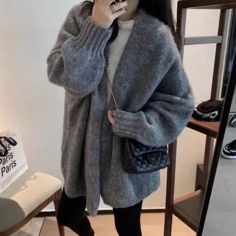 Cardigan Femme Oversize à Capuche - Col Rond, Manches Longues, Boutonnage Devant, Matière Douce, Pour Un Look Confortable Et Chic