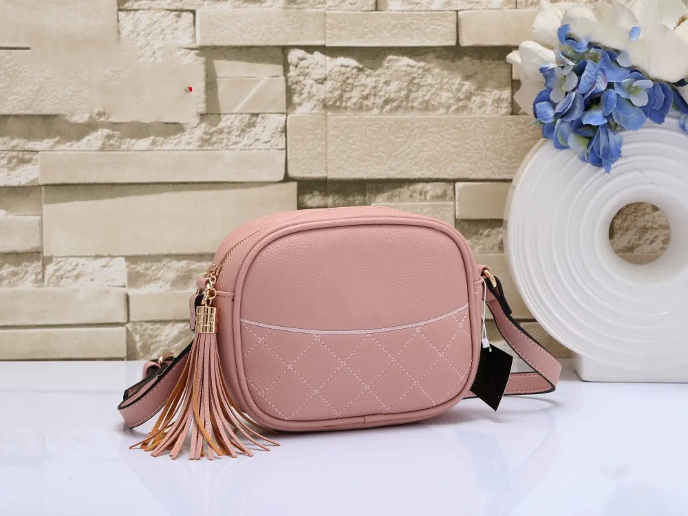 Kvinnapåsar Tassel axel kamerapåse mode shopping satchels pu läder crossbody messenger väskor hobo handväska lyxdesigner purses kuvert plånbok